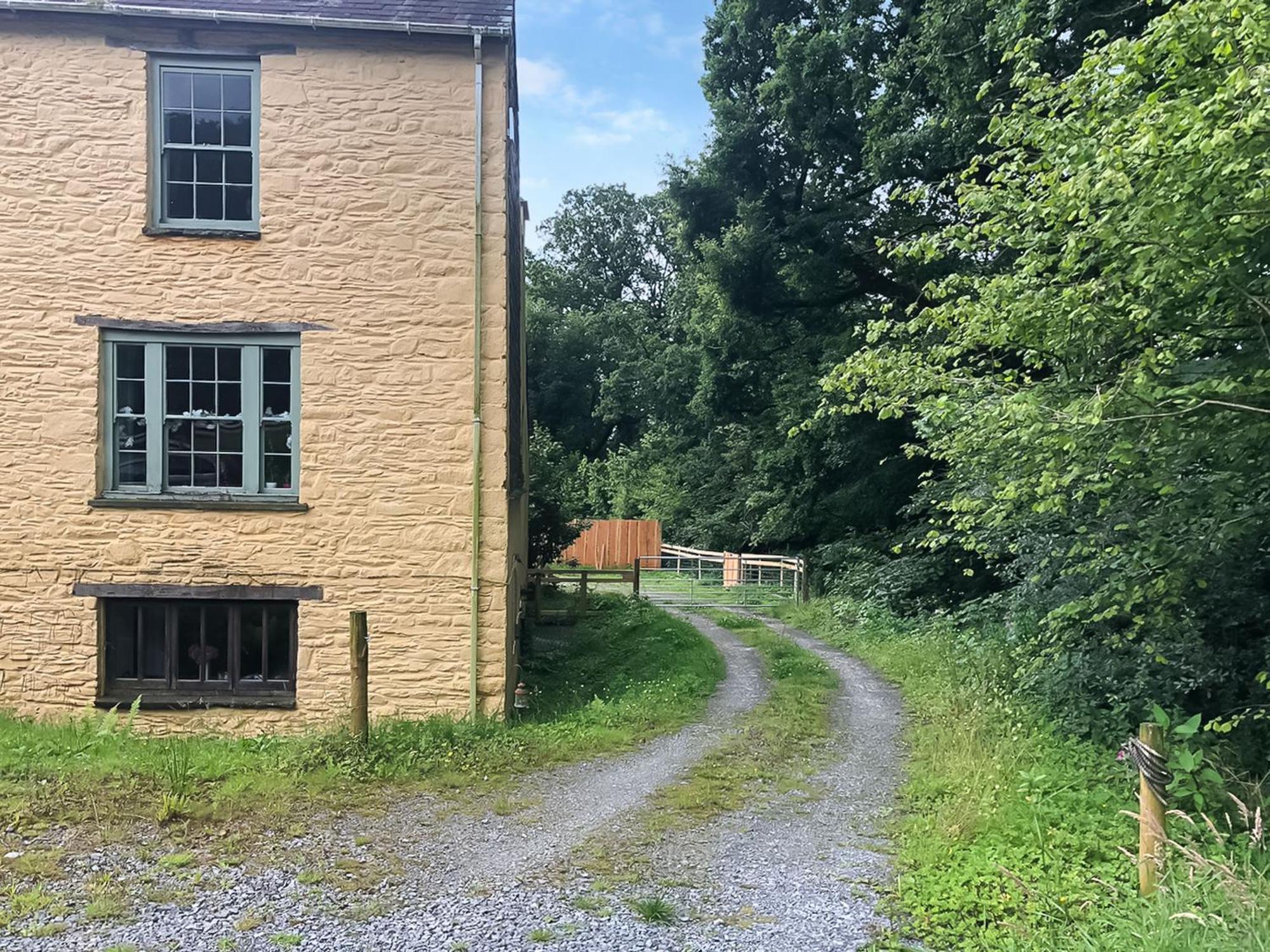 Ynywsen Dairy Flat Villa Llanfynydd Exteriör bild